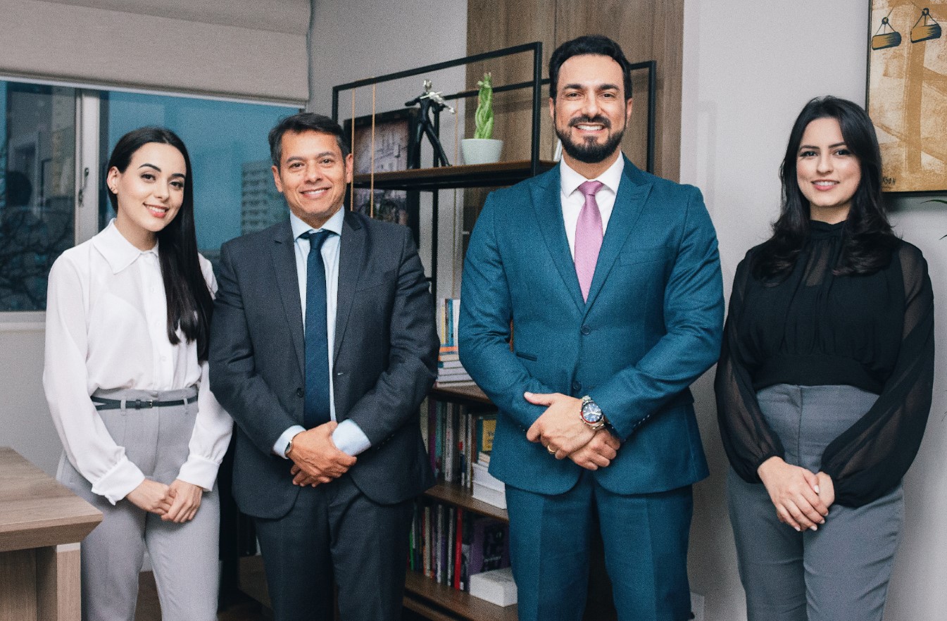 Direito Empresarial em Cascavel: O Guia Definitivo para encontrar um bom advogado empresarial para sua empresa - Reneu Simões & Corrêa - Advogados em Cascavel