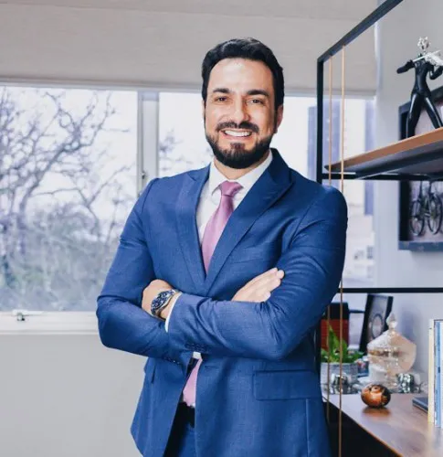 Marcelo Moço Corrêa, Sócio do Reneu Simões & Corrêa